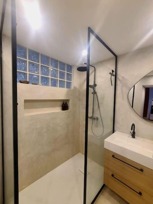 T4 Renove, Clim, Internet & Netflix, Tout Confort Marselha Exterior foto
